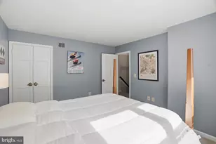 5700 Lake Christopher Dr, Rockville, MD 20855 - Photo 34