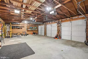 5700 Lake Christopher Dr, Rockville, MD 20855 - Photo 42