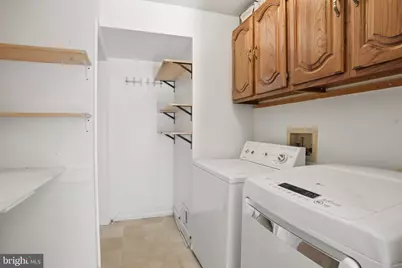 5700 Lake Christopher Drive, Rockville, MD 20855 - Photo 24