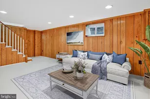 5215 Roosevelt St, Bethesda, MD 20814 - Photo 32