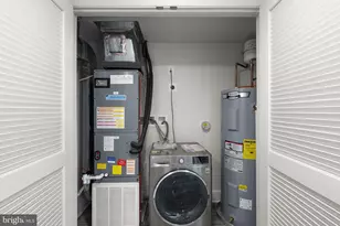 19520 Village Walk Dr, Montgomery Village, MD 20886 - Photo 12