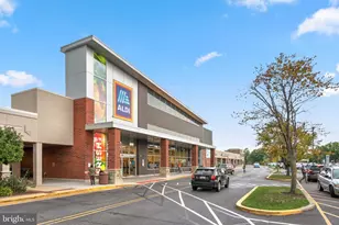 19520 Village Walk Dr, Montgomery Village, MD 20886 - Photo 34