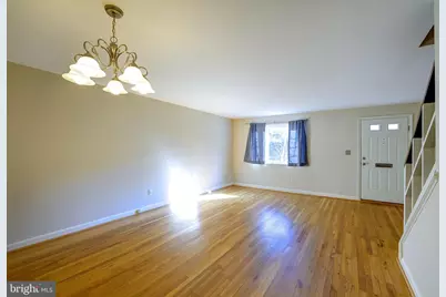 9848 Hollow Glen Place #2552A, Silver Spring, MD 20910 - Photo 8