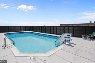 4242 East-West Hwy, Chevy Chase, MD 20815 - Photo 22