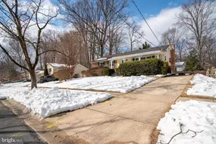 13832 Dowlais Dr, Rockville, MD 20853 - Photo 4