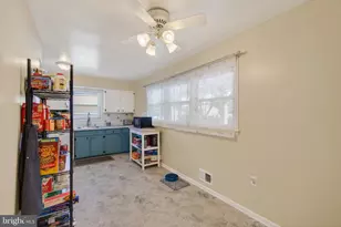 13832 Dowlais Dr, Rockville, MD 20853 - Photo 40
