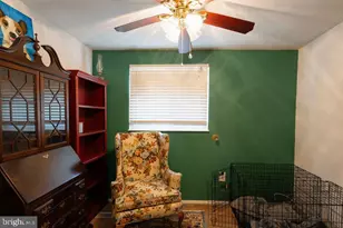 18033 Wagonwheel Ct, Olney, MD 20832 - Photo 16