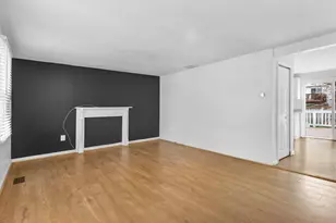 18033 Wagonwheel Ct, Olney, MD 20832 - Photo 6