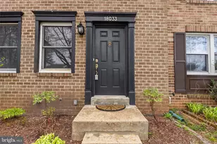 18033 Wagonwheel Ct, Olney, MD 20832 - Photo 2