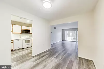 18401 Guildberry Drive #104, Gaithersburg, MD 20879 - Photo 10