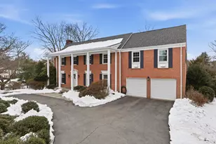 8818 Cold Spring Rd, Potomac, MD 20854 - Photo 2