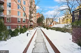 7500 Woodmont Ave, Bethesda, MD 20814 - Photo 24