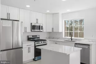 10 Cottage Field Ct, Germantown, MD 20874 - Photo 14