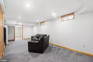 18906 Lindenhouse Rd, Gaithersburg, MD 20879 - Photo 34