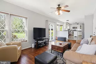 18906 Lindenhouse Rd, Gaithersburg, MD 20879 - Photo 12