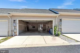 23119 Arora Hills Dr, Clarksburg, MD 20871 - Photo 30