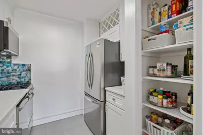 1900 Lyttonsville Road #702, Silver Spring, MD 20910 - Photo 18