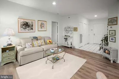 5450 Whitley Park Terrace #102, Bethesda, MD 20814 - Photo 10