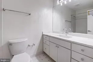 9704 Hall Rd, Potomac, MD 20854 - Photo 36