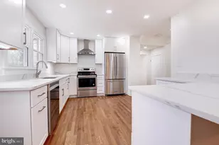 9704 Hall Rd, Potomac, MD 20854 - Photo 10