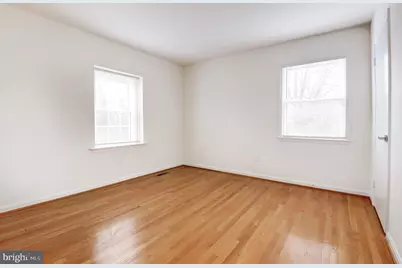 9704 Hall Road, Potomac, MD 20854 - Photo 34