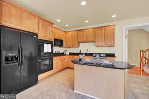 10427 Overgate Pl, Potomac, MD 20854 - Photo 10