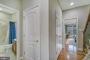 14842 Potomac Corner Ln, Rockville, MD 20850 - Photo 16