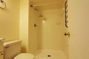 972 Paulsboro Dr, Rockville, MD 20850 - Photo 30