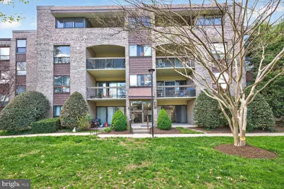 421 Christopher Avenue #2, Gaithersburg, MD 20879 - Photo 2