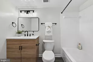 421 Christopher Ave, Gaithersburg, MD 20879 - Photo 10