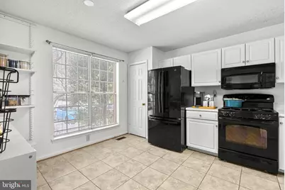 18605 Fiddleleaf Terrace, Olney, MD 20832 - Photo 2