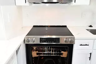 9201 Three Oaks Dr, Silver Spring, MD 20901 - Photo 10