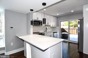 9201 Three Oaks Dr, Silver Spring, MD 20901 - Photo 6