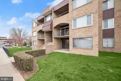 416 Girard Street #T2, Gaithersburg, MD 20877 - Photo 1