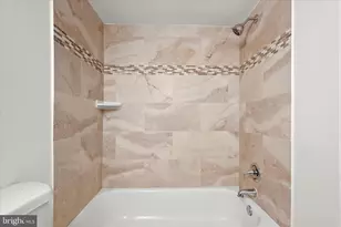 416 Girard St, Gaithersburg, MD 20877 - Photo 32