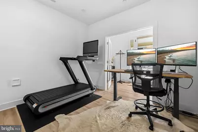 14936 Dispatch St, Rockville, MD 20850 - Photo 30