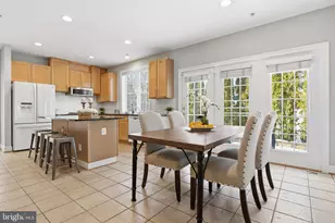 300 Deep Trail Ln, Rockville, MD 20850 - Photo 18