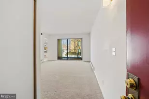 15301 Beaverbrook Ct, Silver Spring, MD 20906 - Photo 6