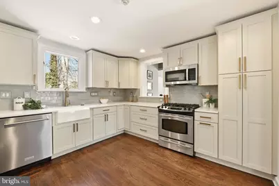 8304 Woodhaven Boulevard, Bethesda, MD 20817 - Photo 8