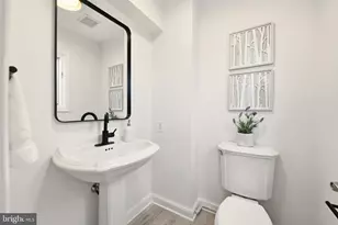 8304 Woodhaven Blvd, Bethesda, MD 20817 - Photo 14