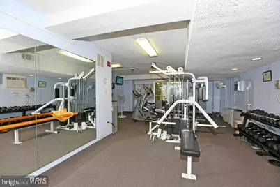 10201 Grosvenor Place #1423, Rockville, MD 20852 - Photo 20