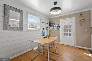 11702 Ashley Dr, Rockville, MD 20852 - Photo 12