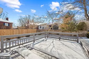 11702 Ashley Dr, Rockville, MD 20852 - Photo 38