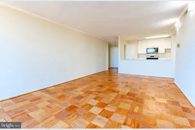 118 Monroe Street #807, Rockville, MD 20850 - Photo 4