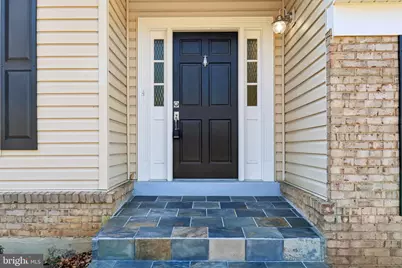 16920 Glen Oak Run, Rockville, MD 20855 - Photo 10