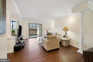 7425 Democracy Blvd, Bethesda, MD 20817 - Photo 8