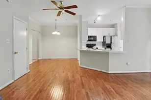 10225 Cove Ledge Ct, Montgomery Village, MD 20886 - Photo 8