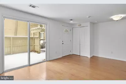 8619 Welbeck Way, Gaithersburg, MD 20886 - Photo 4