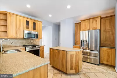 11103 Knights Court, Germantown, MD 20876 - Photo 2