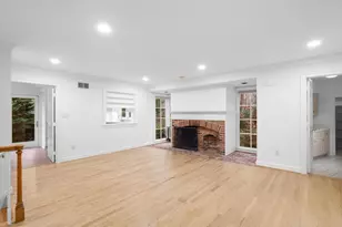 6416 Little Leigh Ct, Cabin John, MD 20818 - Photo 2